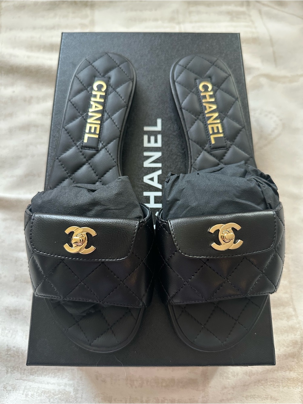 Chanel REV Black Turnlock Quilted Gold CC Logo Mules Slide Sandal Flop Flat 37.5 - Picture 2 of 11